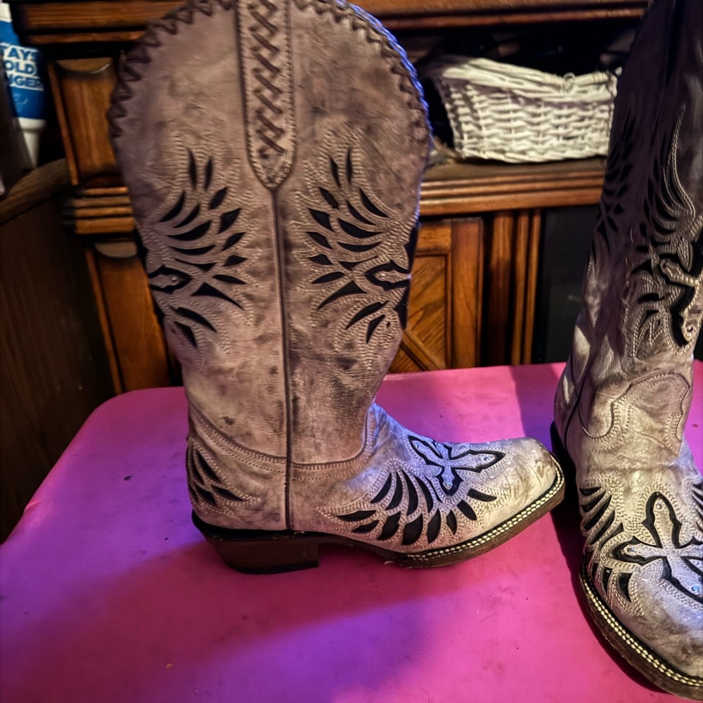 New JB Dillon boots size 8… only worn 3 times for special occasions.